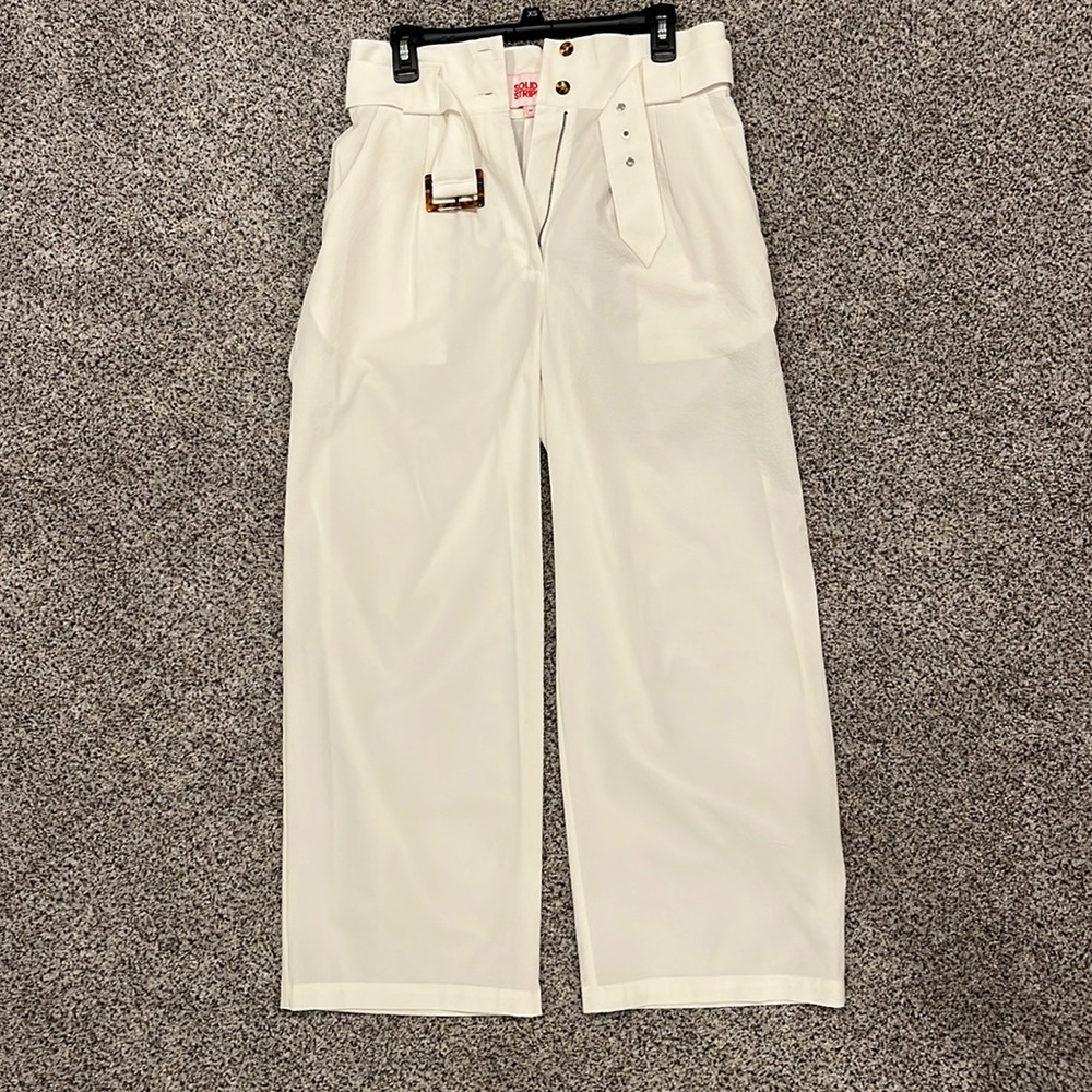 Solid and Striped White Wide-Leg pants